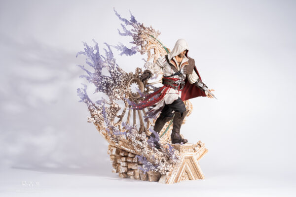 Statuette Pure Arts en résine Assassin's Creed : Animus Ezio 1:4 Scale Statue (70cm) – Image 8