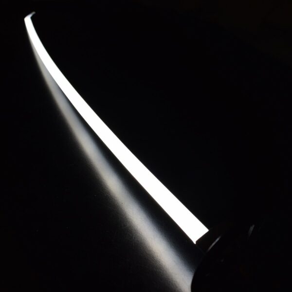 Réplique Katana ornemental avec éclairage LED inspirée de Demon Slayer: Tanjiro Kamado [Lame en Bambou] – Image 3