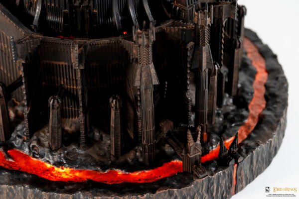 Buste en polyrésine Pure Arts Le Seigneur des Anneaux : Sauron avec LED [89 cm] – Image 8